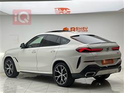 بی ئێم دەبڵیو X6